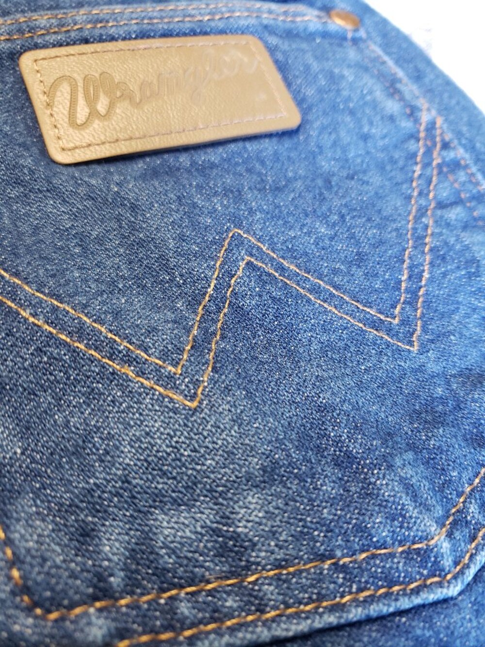 Wrangler Blue Jeans - Slim fit Cowboy Cut